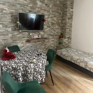 Contrast Luxapart 3 Min Mc Casino Appartamento