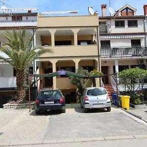  Appartamento Lora Croazia